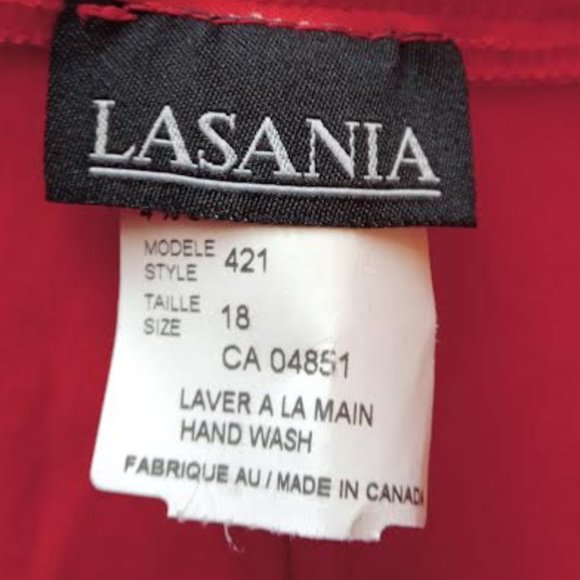 Lasania, Red Capris - Picture 4 of 9